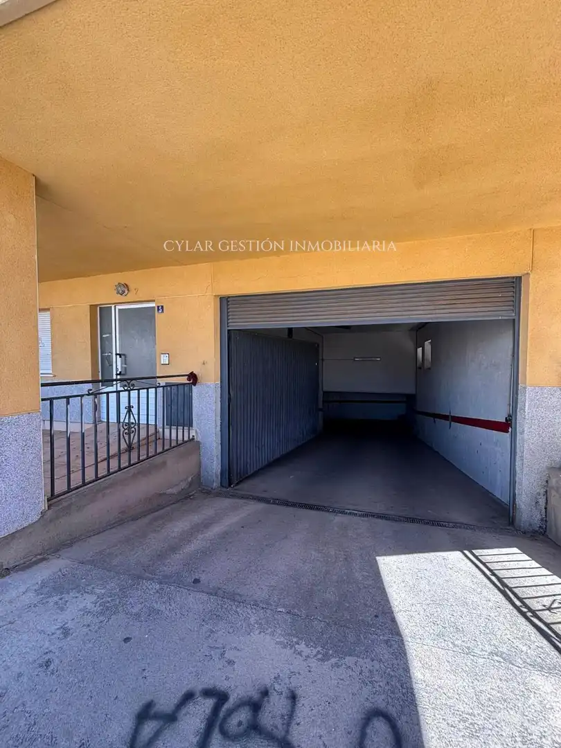Parking de Ático en venta en Mozárbez con Calefacción, Terraza y Balcón