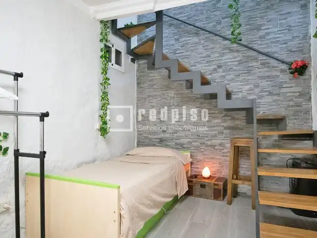 Habitación de Piso en venta en Madrid con Calefacción y Amueblado