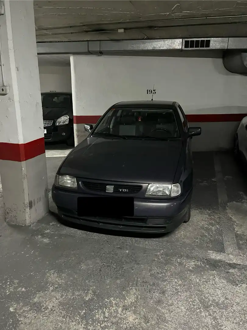 Einzelparkplatz mit Aufzug zum Verkauf in Carrer de Milà 82