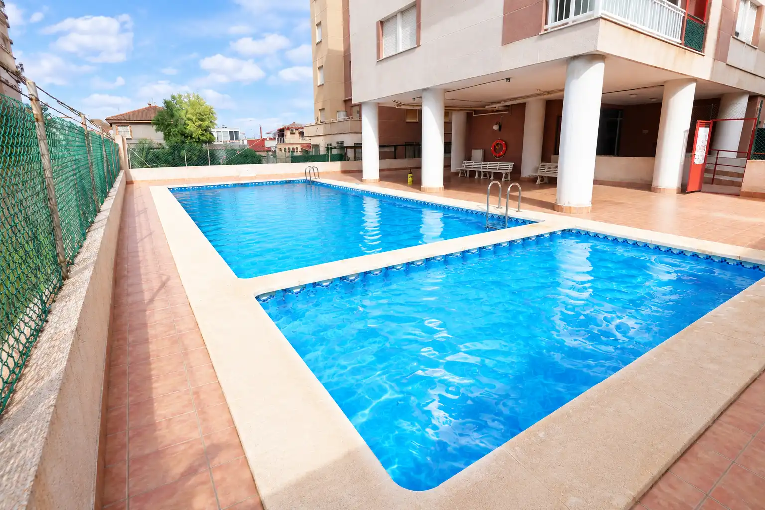 Apartamento con piscina en venta en Calle Santa Petra 19