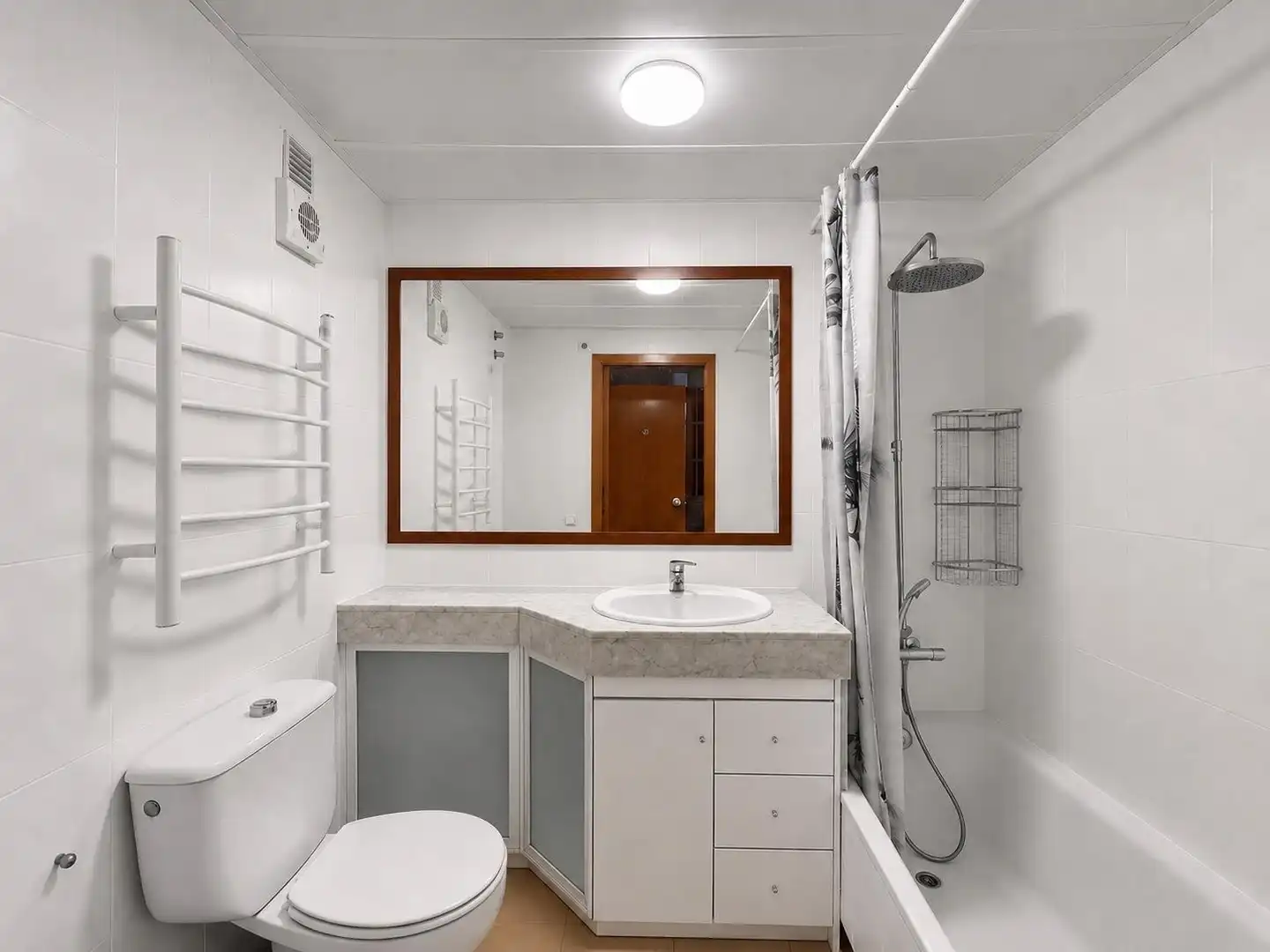 Baño de Ático en venta en Terrassa con Aire acondicionado, Calefacción y Terraza