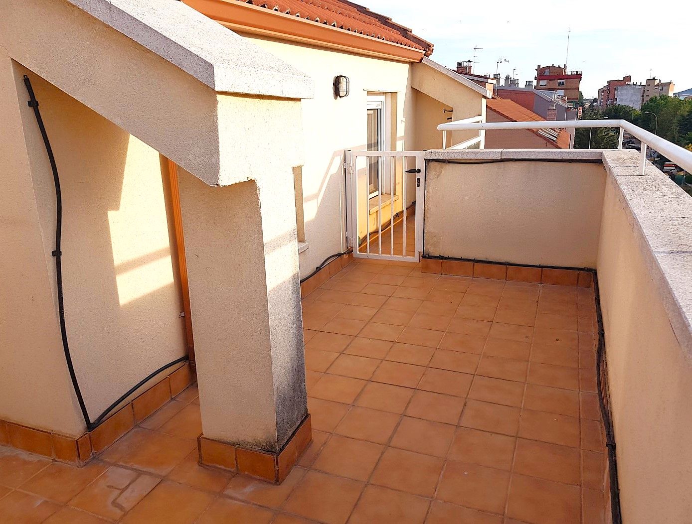 Terrassa de Àtic en venda en Venta de Baños amb Calefacció, Terrassa i Traster