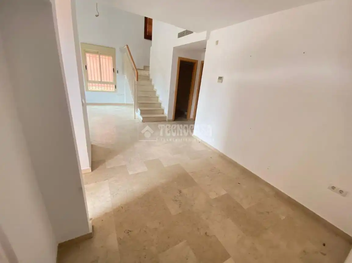 Piso en venta en Sanlúcar la Mayor con Aire acondicionado y Amueblado