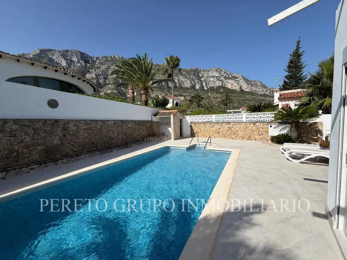 Exterior view of Houses for sale in Dénia  with Air Conditioner, Heating and Private garden