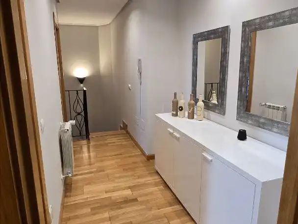 Flat for sale in Villaquilambre, León