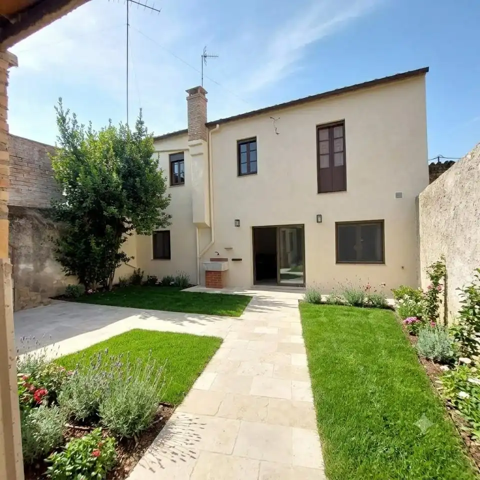 Exterior view of Houses for sale in Castellet i la Gornal  with Private garden