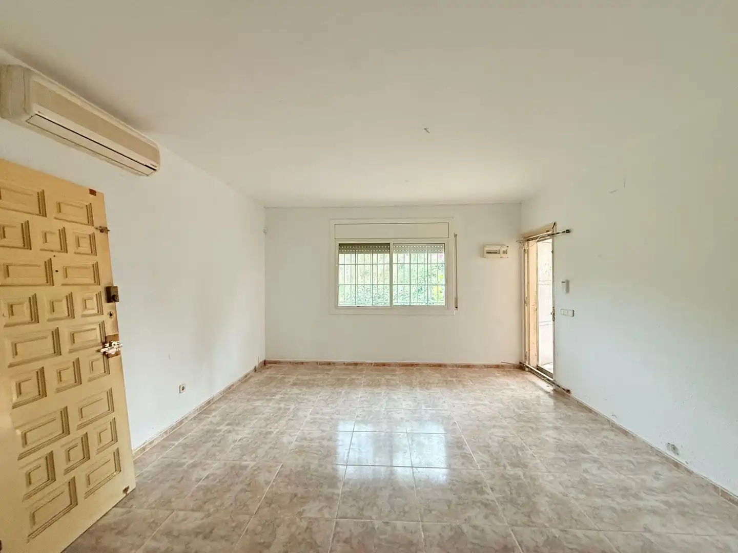 Villa mit Garten zum Verkauf in La Bisbal del Penedès, imagen 9