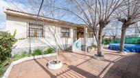 Exterior view of House or chalet for sale in Colmenar de Oreja  with Heating, Private garden and Terrace