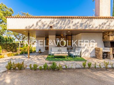 Casa con piscina en venta en Hoyo de Manzanares