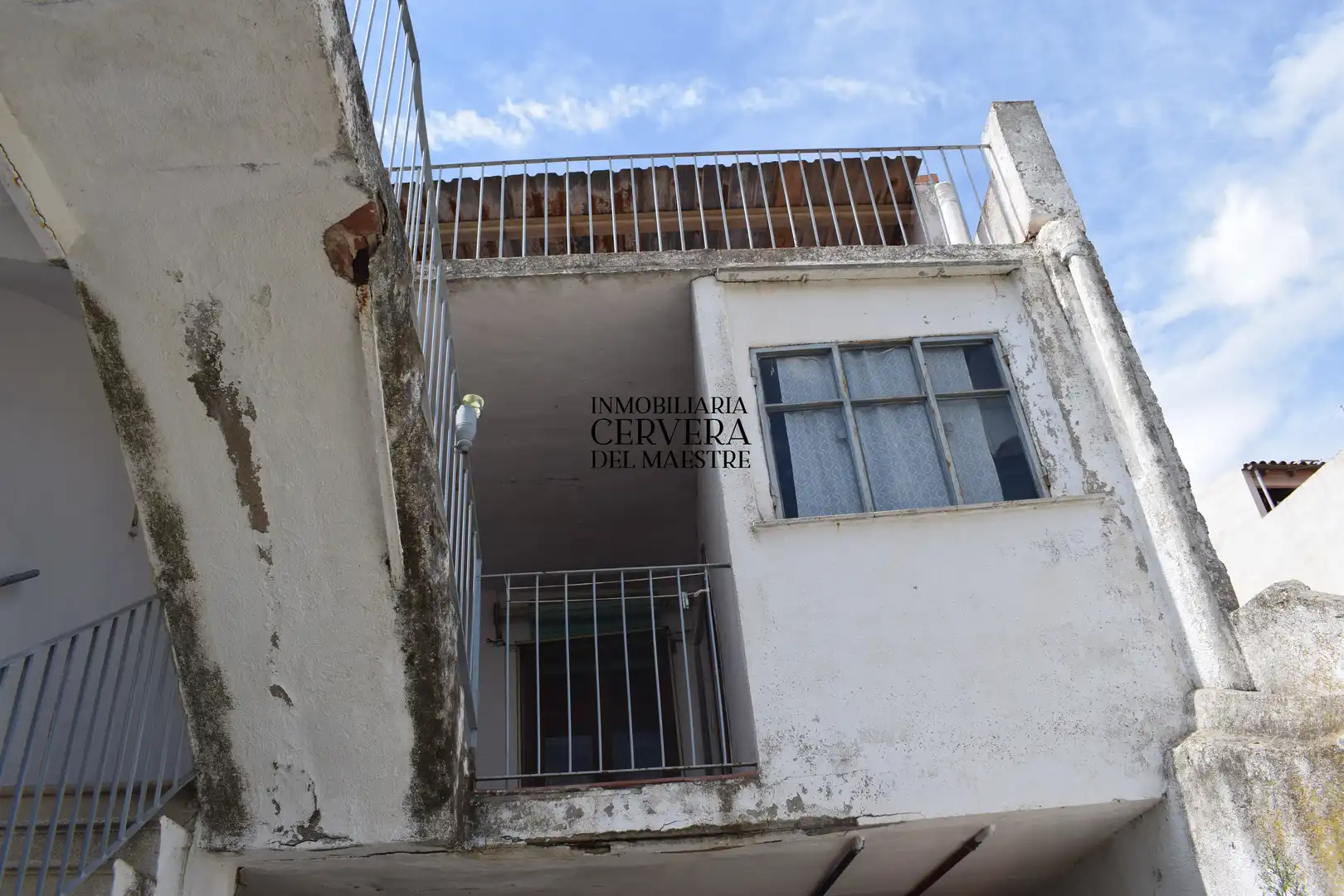 Vista exterior de Casa adosada en venta en Xert con Terraza
