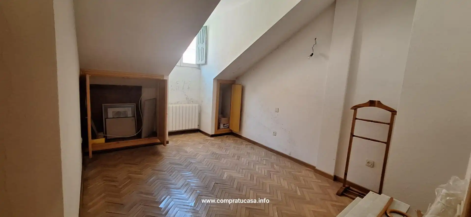 Piso en venta en Segovia con Calefacción, Jardín privado y Parquet