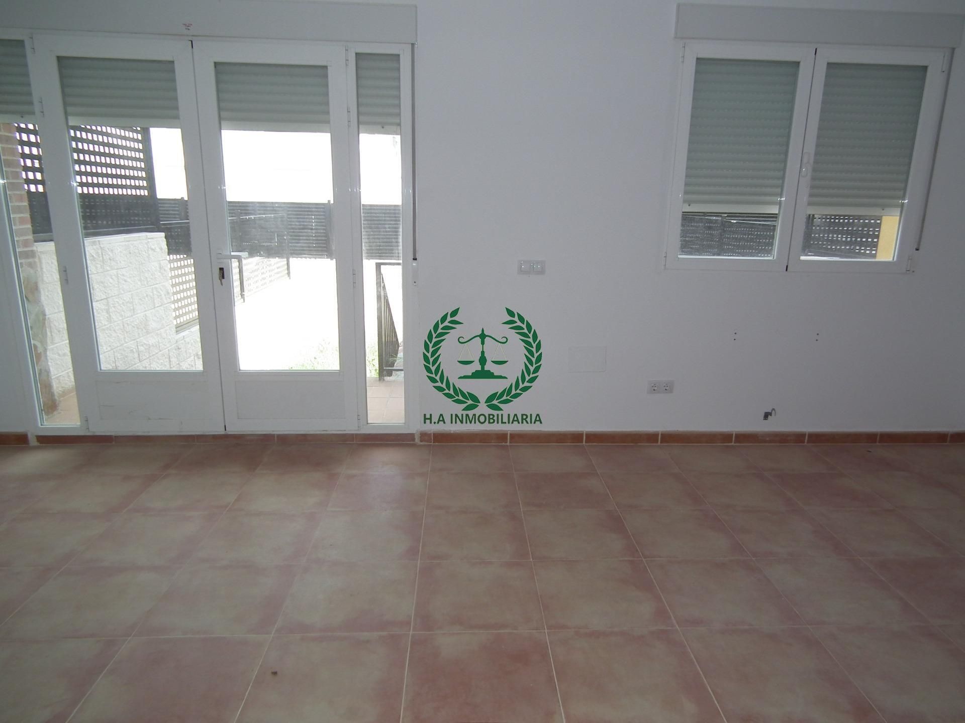 Single-family semi-detached for sale in Pedrezuela