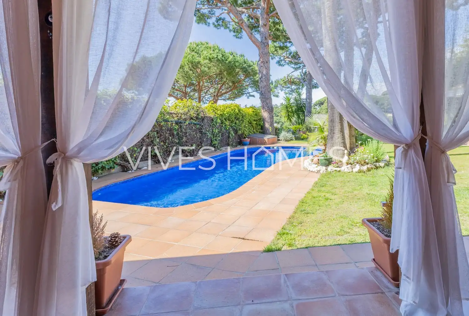 Garden of Houses for sale in Sant Vicenç de Montalt  with Air Conditioner, Heating and Private garden