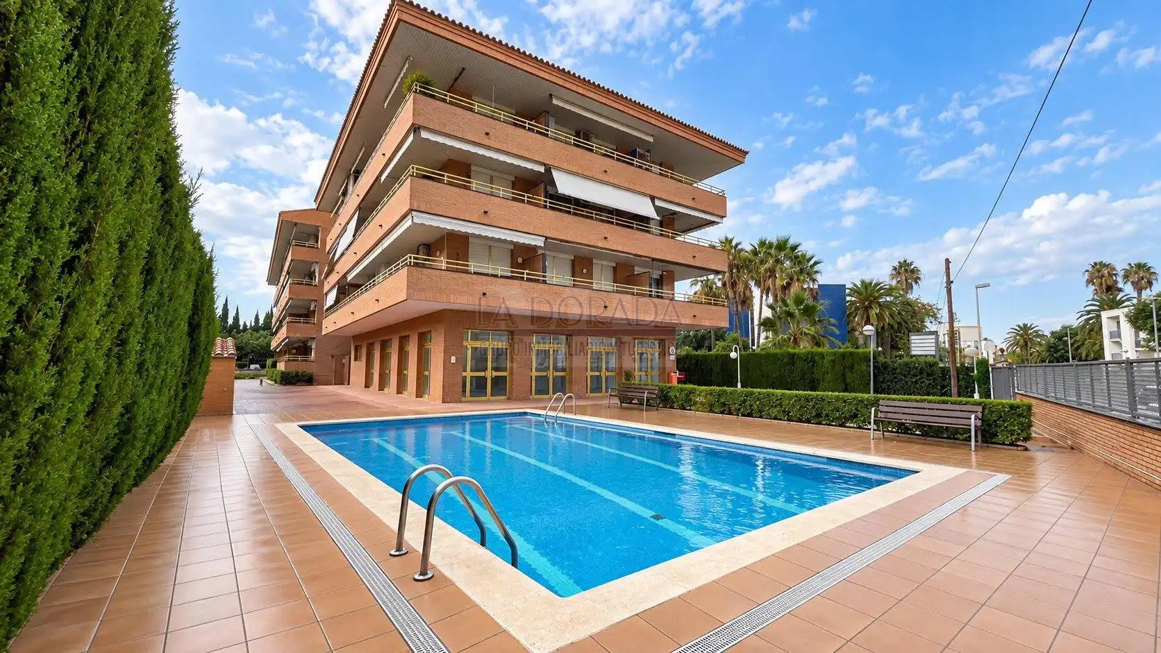 Baixos amb piscina en venda a Vilafortuny - Cap de Sant Pere