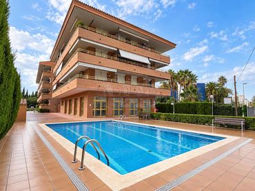Bajo con piscina en venta en Vilafortuny - Cap de Sant Pere