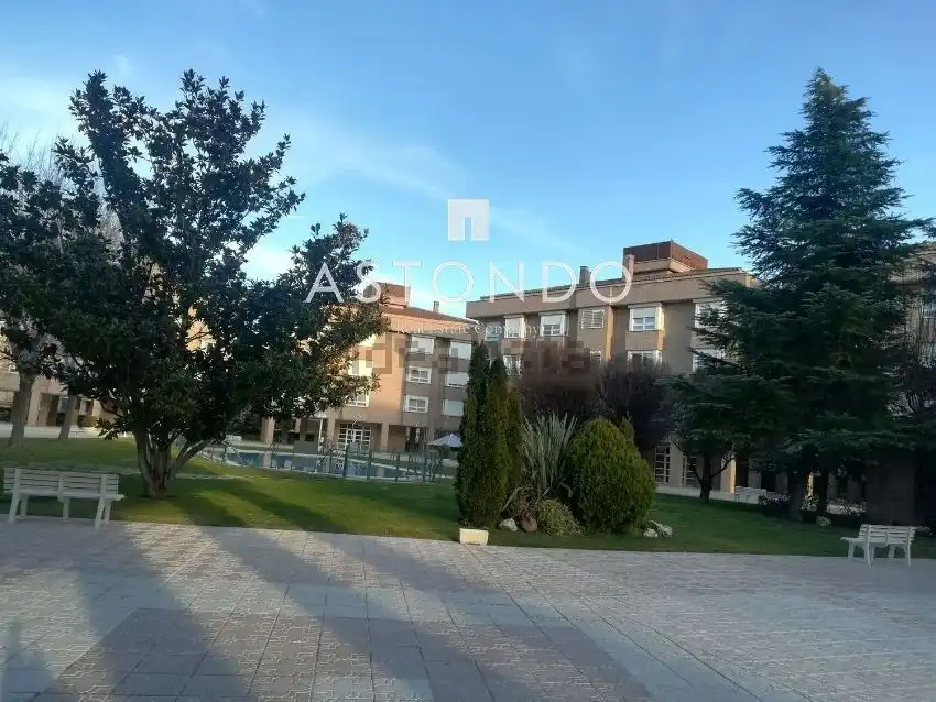 Vista exterior de Pis de lloguer en Madrid amb Aire condicionat, Calefacció i Traster