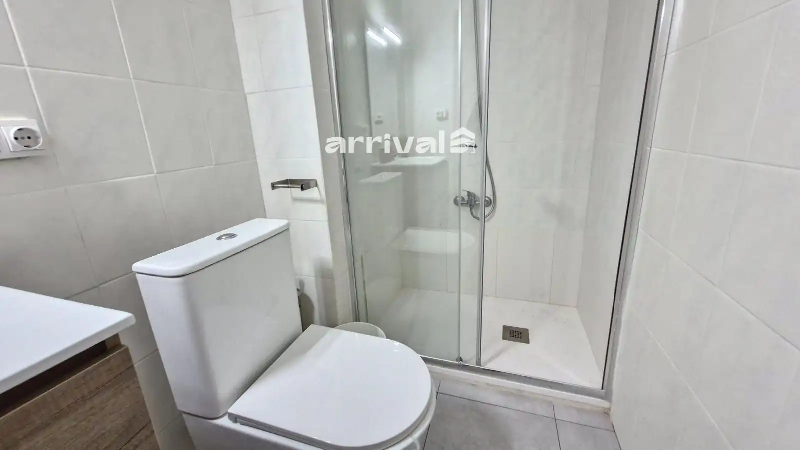 Baño de Piso en venta en Alfafar con Aire acondicionado, Terraza y Balcón