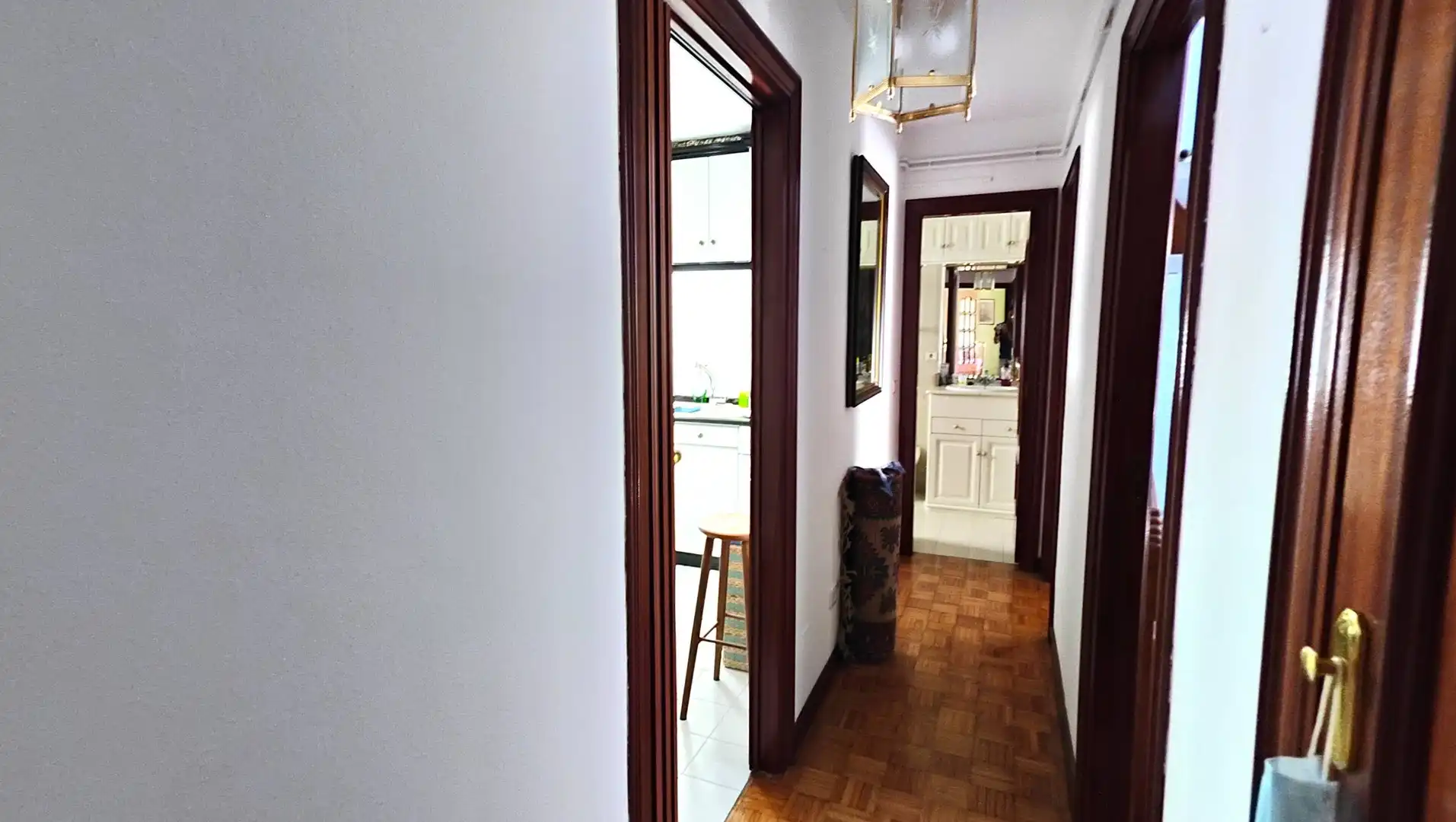 Piso en venta en Santiago de Compostela  con Calefacción, Trastero y Amueblado