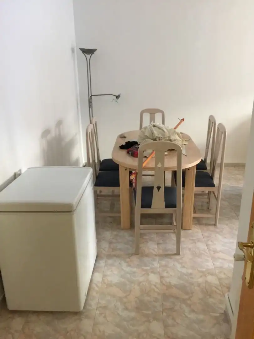 Menjador de Pis de lloguer en Plasencia amb Calefacció, Moblat i Forn