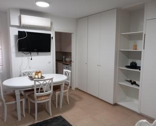 Cuina de Estudi en venda en  Madrid Capital amb Aire condicionat, Calefacció i Parquet