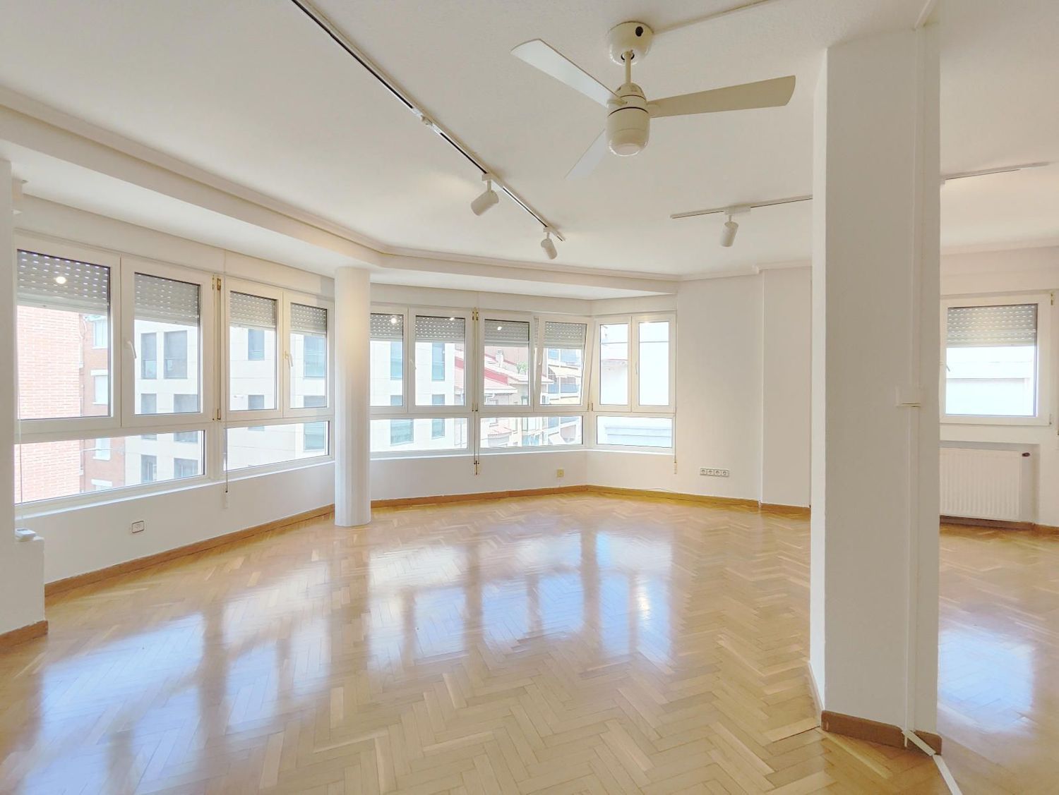 Living room of Duplex for sale in Guadalajara Capital  with Air Conditioner, Heating and Parquet flooring