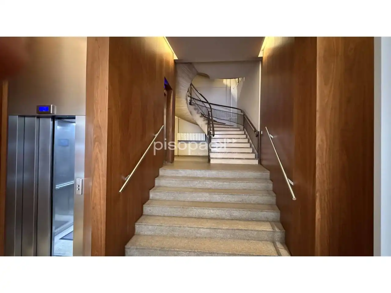 Office space with lift for sale in Calle Emilio Arrieta, imagen 28