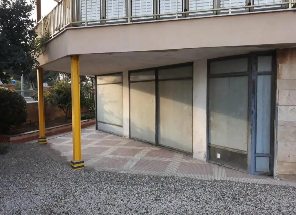 Local commercial à vendre à ISAAC ALBENIZ (D), imagen 2