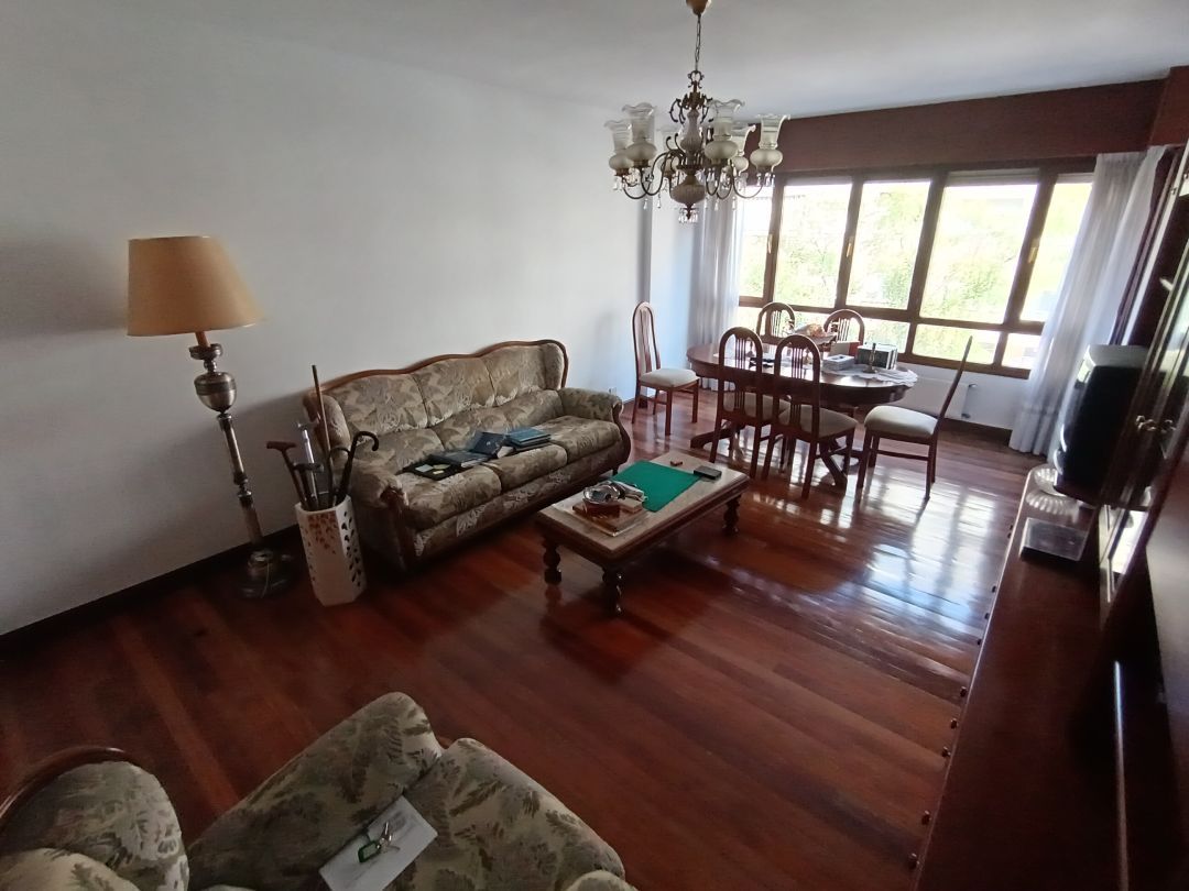 Living room of Flat for sale in Durango  with Heating and Balcony