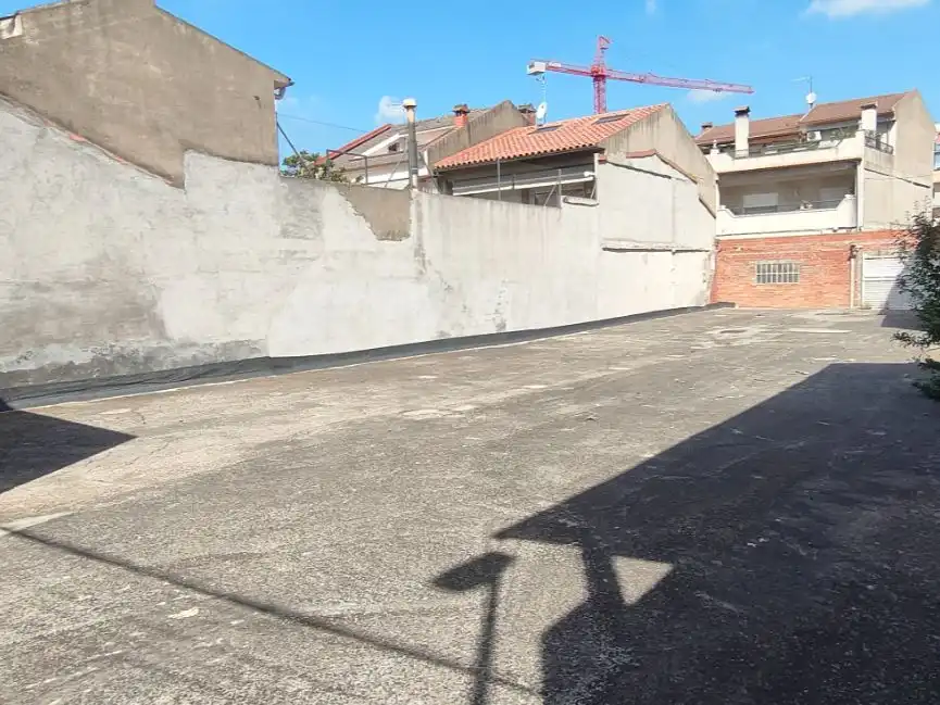 Terreno residenziale in vendita a Carrer de Santa Cristina 8