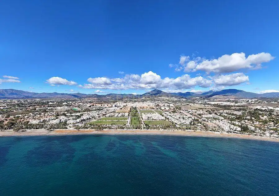 Vista exterior de Pis en venda en Marbella