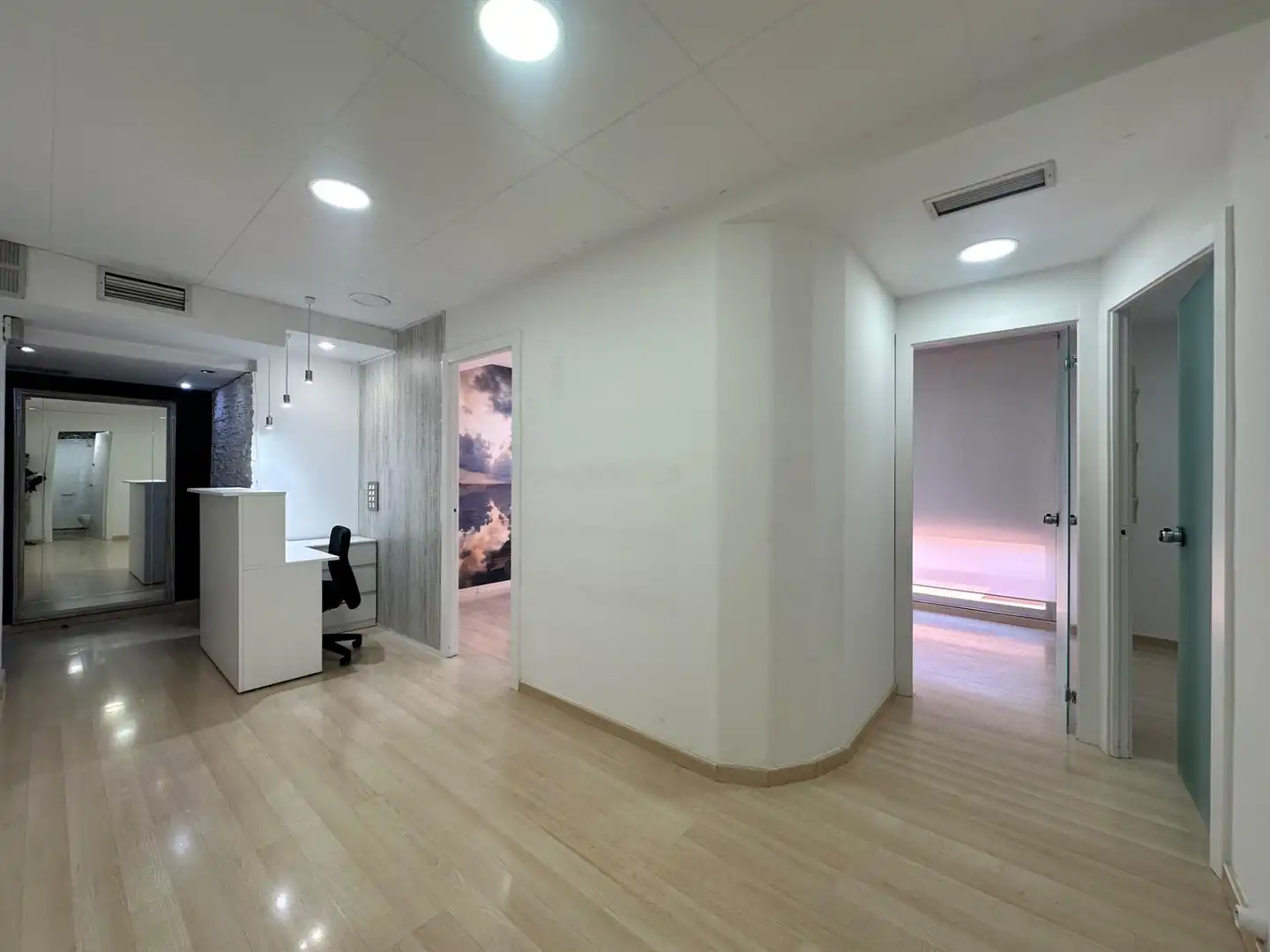 Büro zur Miete in Manresa mit Heizung und Terrasse