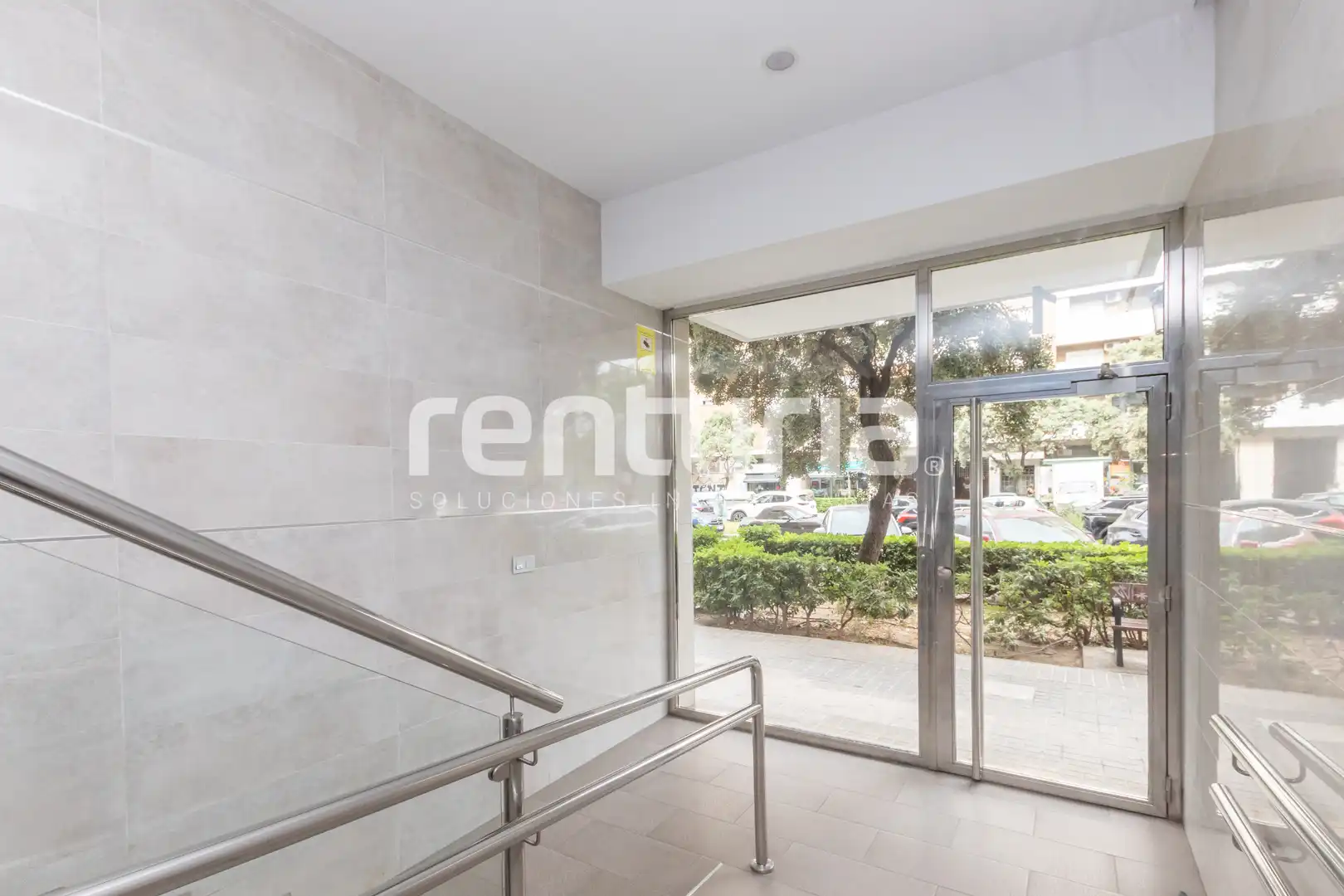 Flat for sale in Valencia  with Air Conditioner, Heating and Terrace