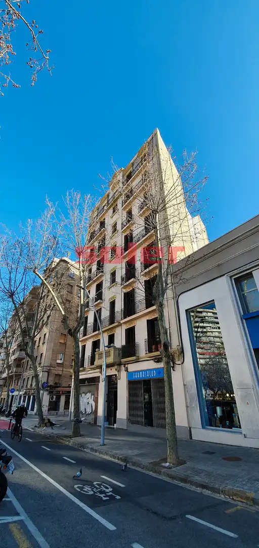 Vista exterior de Piso de alquiler en Barcelona con Aire acondicionado, Calefacción y Parquet