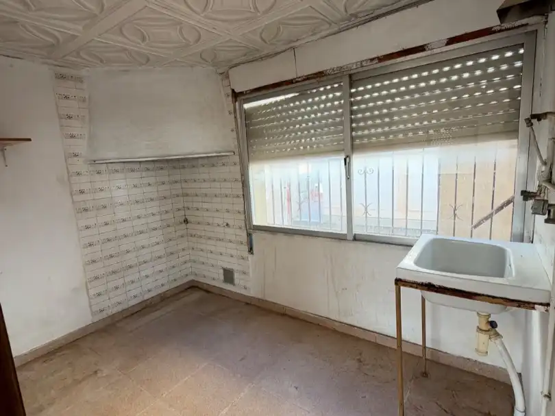 Kitchen of Flat for sale in Dolores  with Air Conditioner, Terrace and Balcony