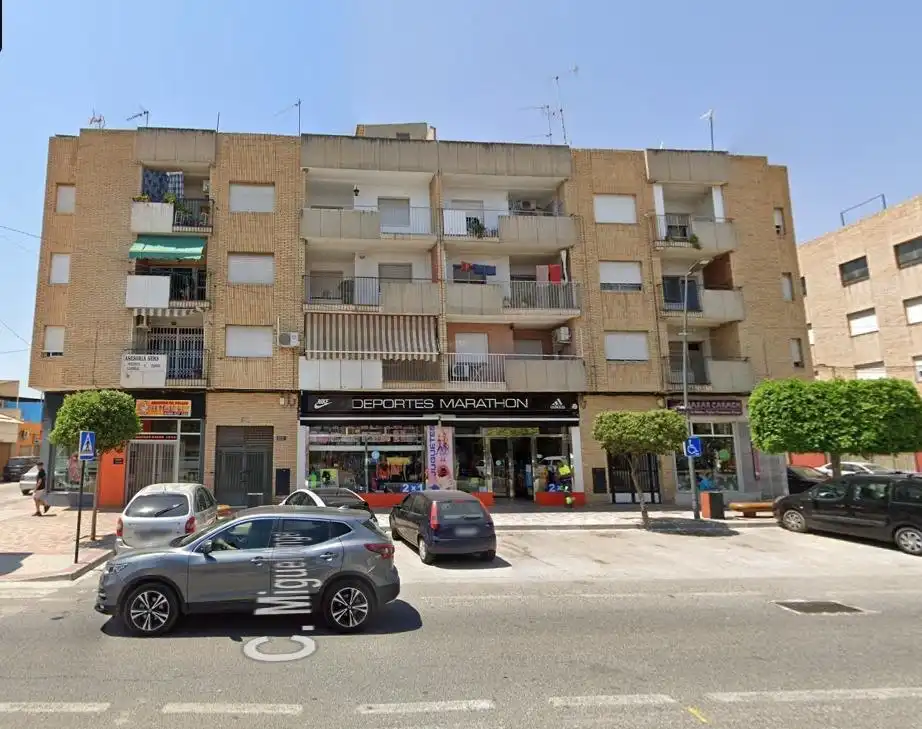 Local comercial en venta en Avenida D´ESTOUP