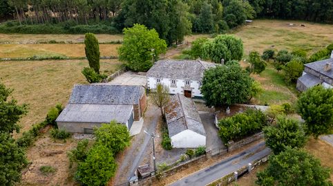 Foto 2 de Finca rústica en venta en Begonte, Lugo