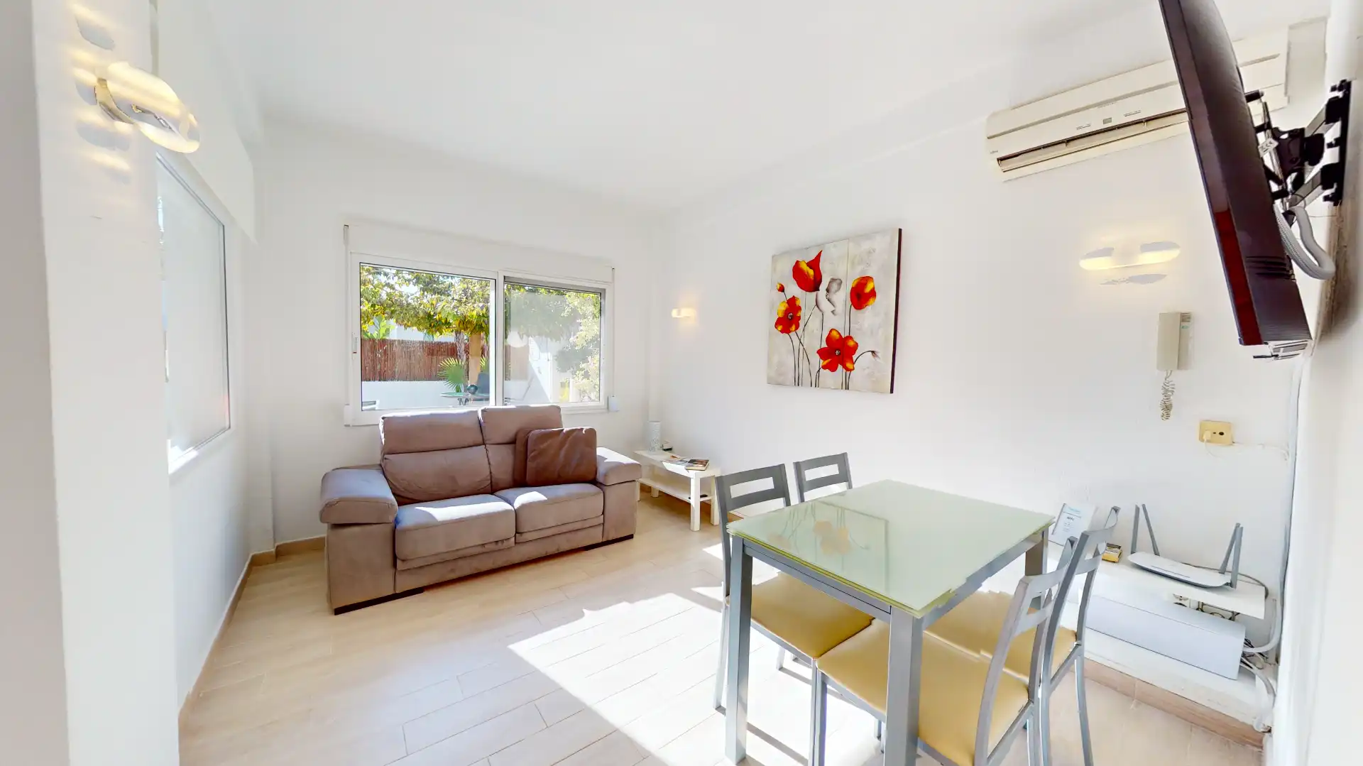 Schlafzimmer von Wohnung zur Miete in Dénia mit Klimaanlage, Heizung und Terrasse