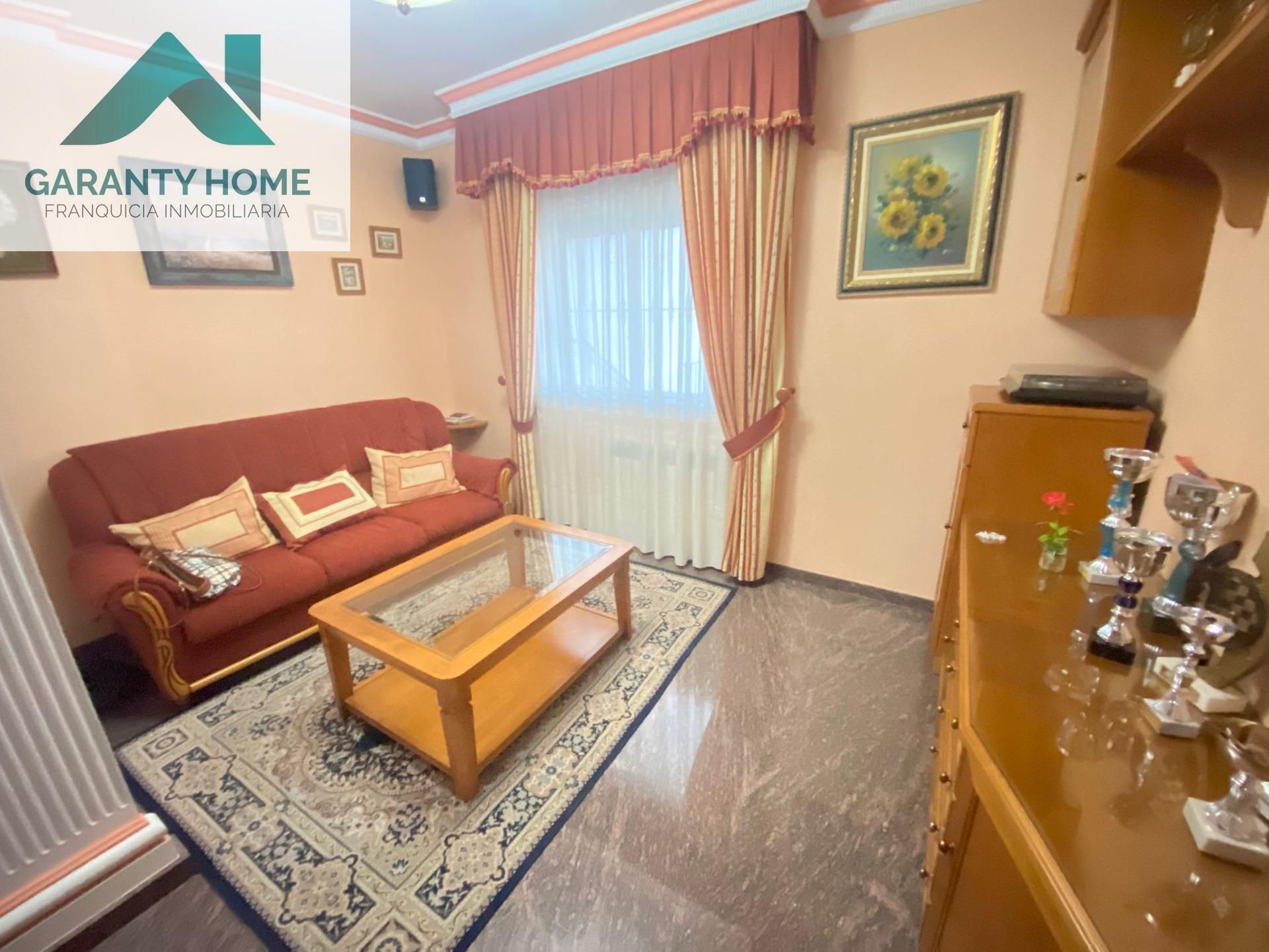 Sala de estar de Casa o chalet en venta en Torredelcampo con Aire acondicionado, Calefacción y Jardín privado