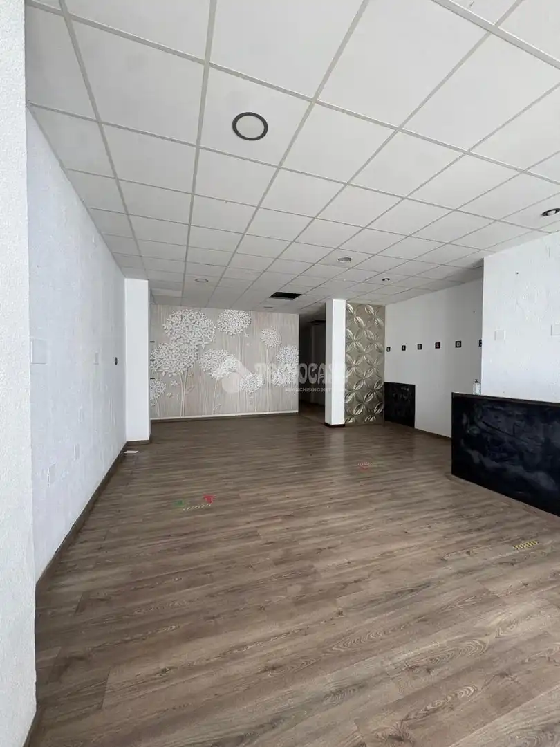 Local comercial en alquiler en Trigueros, imagen 2
