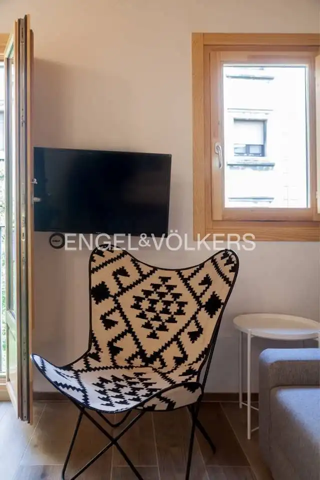 Sala d'estar de Àtic de lloguer en Barcelona amb Aire condicionat, Calefacció i Parquet