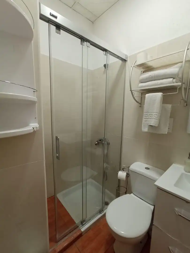 Baño de Piso para compartir en San Cristóbal de la Laguna