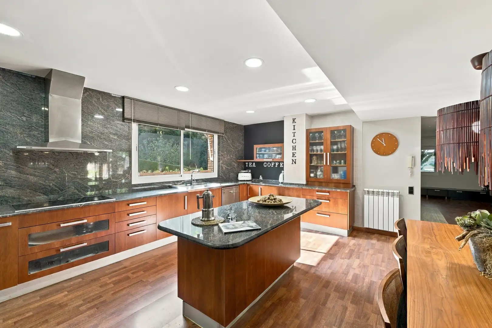 Cocina de Casa o chalet en venta en Sant Vicenç de Montalt con Aire acondicionado, Calefacción y Parquet