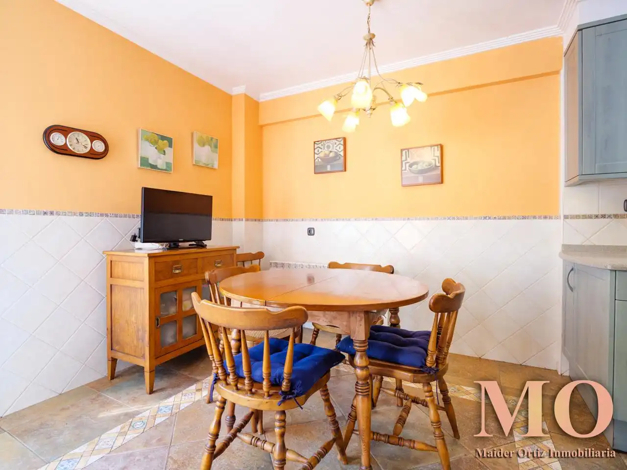 Comedor de Piso en venta en Bergara con Calefacción, Terraza y Trastero