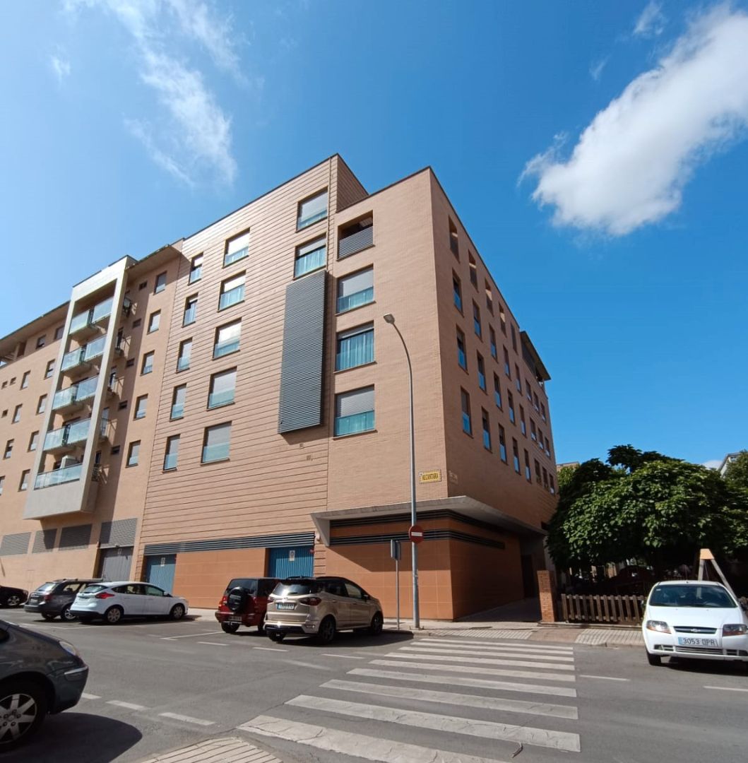 Vista exterior de Piso de alquiler en Badajoz Capital con Aire acondicionado, Calefacción y Parquet