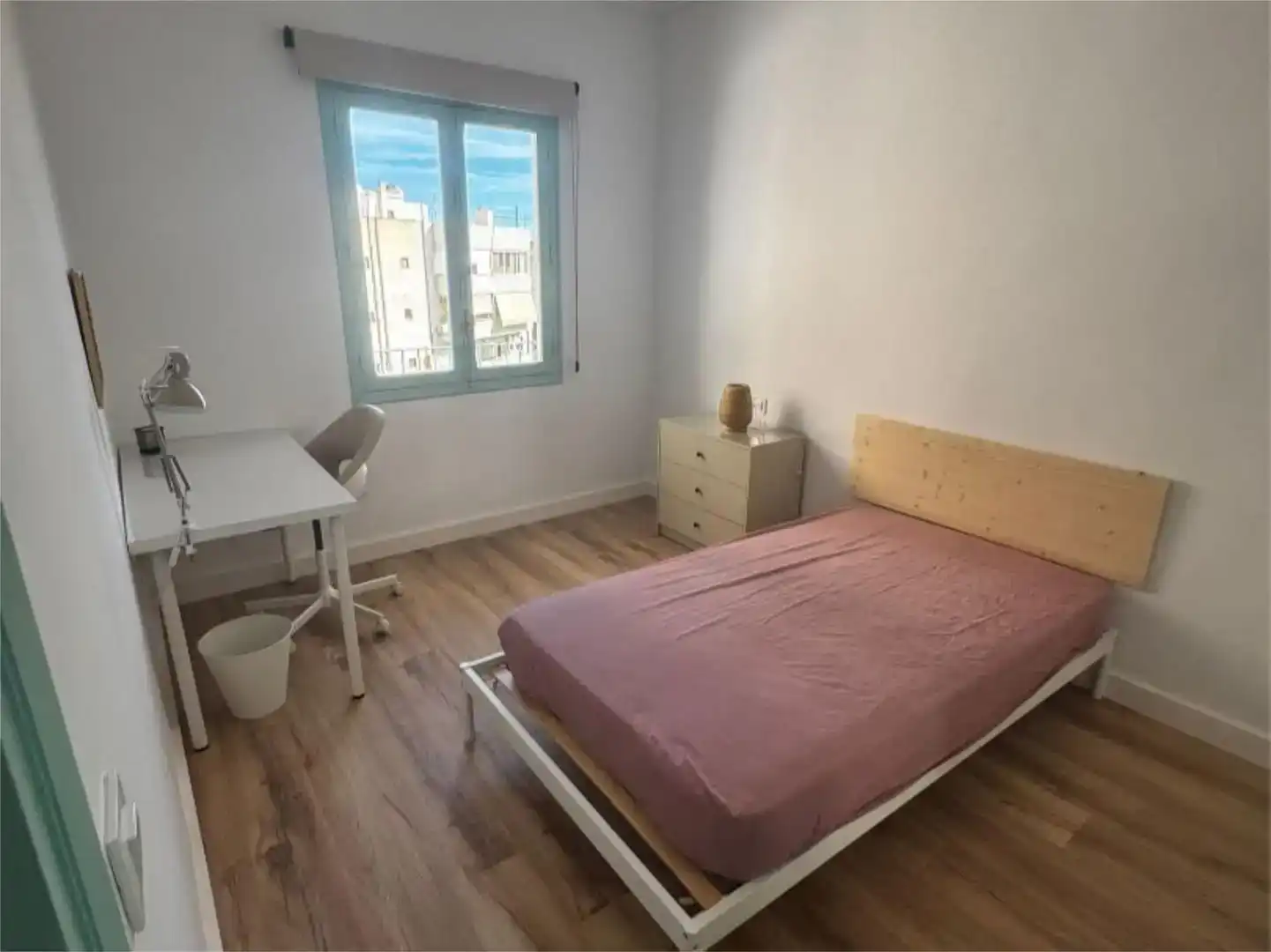 Habitación de Piso para compartir en Elche / Elx con Parquet, Terraza y Amueblado