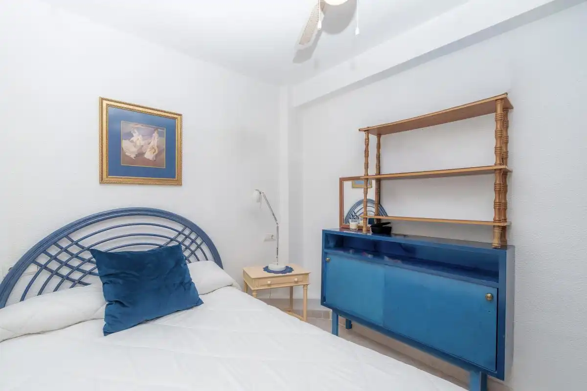 Habitación de Piso en venta en Benidorm con Aire acondicionado, Calefacción y Terraza