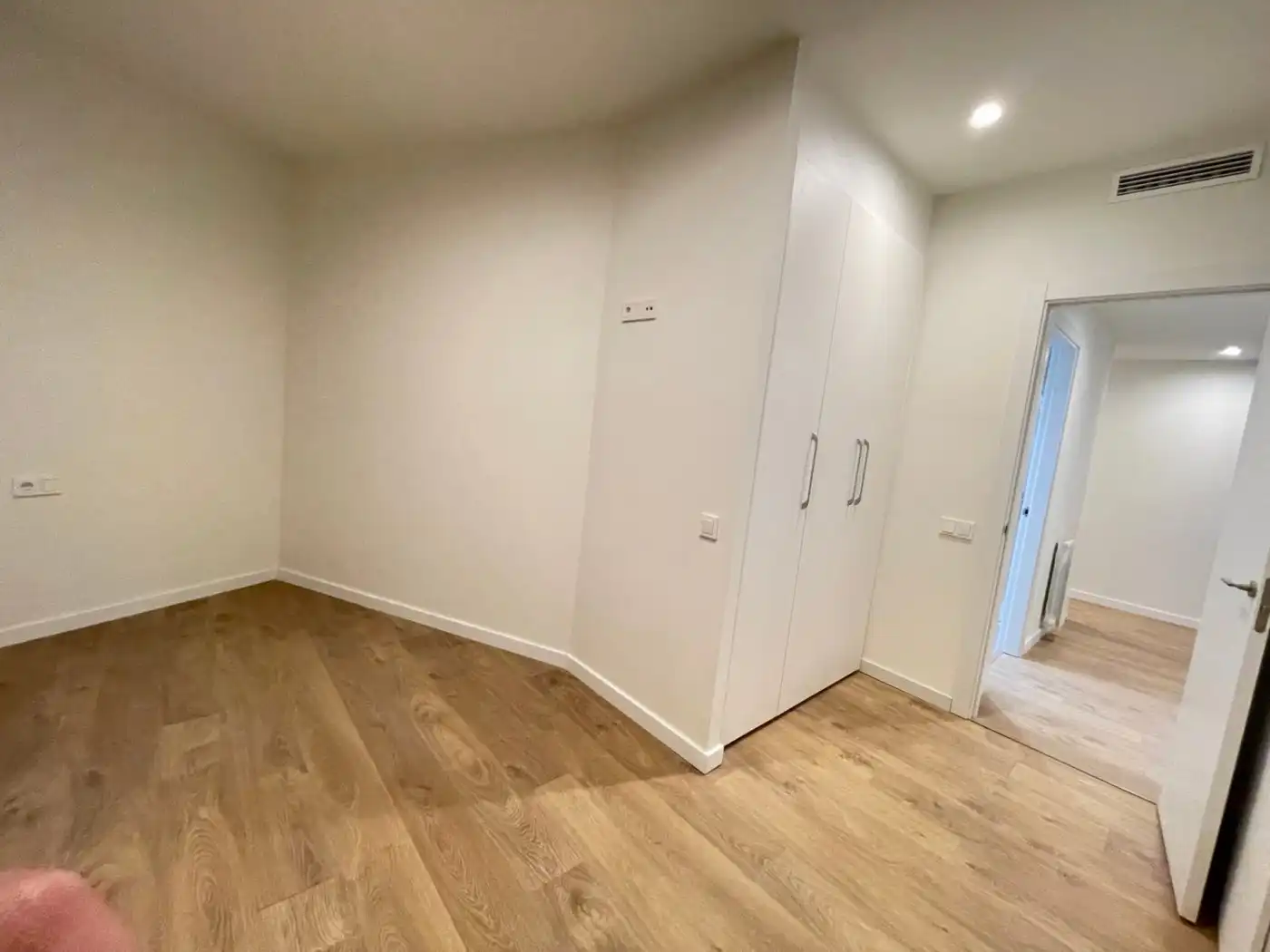 Flat for rent in Manresa  with Air Conditioner, Heating and Parquet flooring