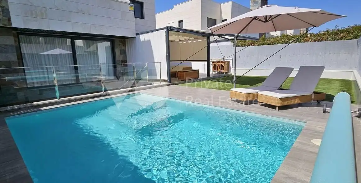 Haus mit Pool zum Verkauf in Villanueva de la Cañada ciudad, imagen 2