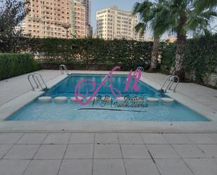 Swimming pool of Flat for sale in  Valencia Capital