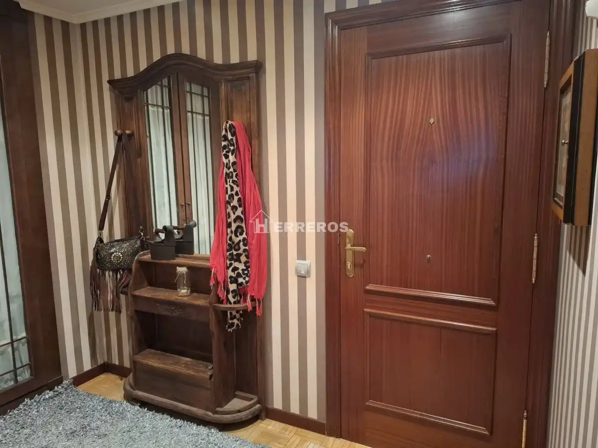 Pis en venda a BERATUA, Oeste